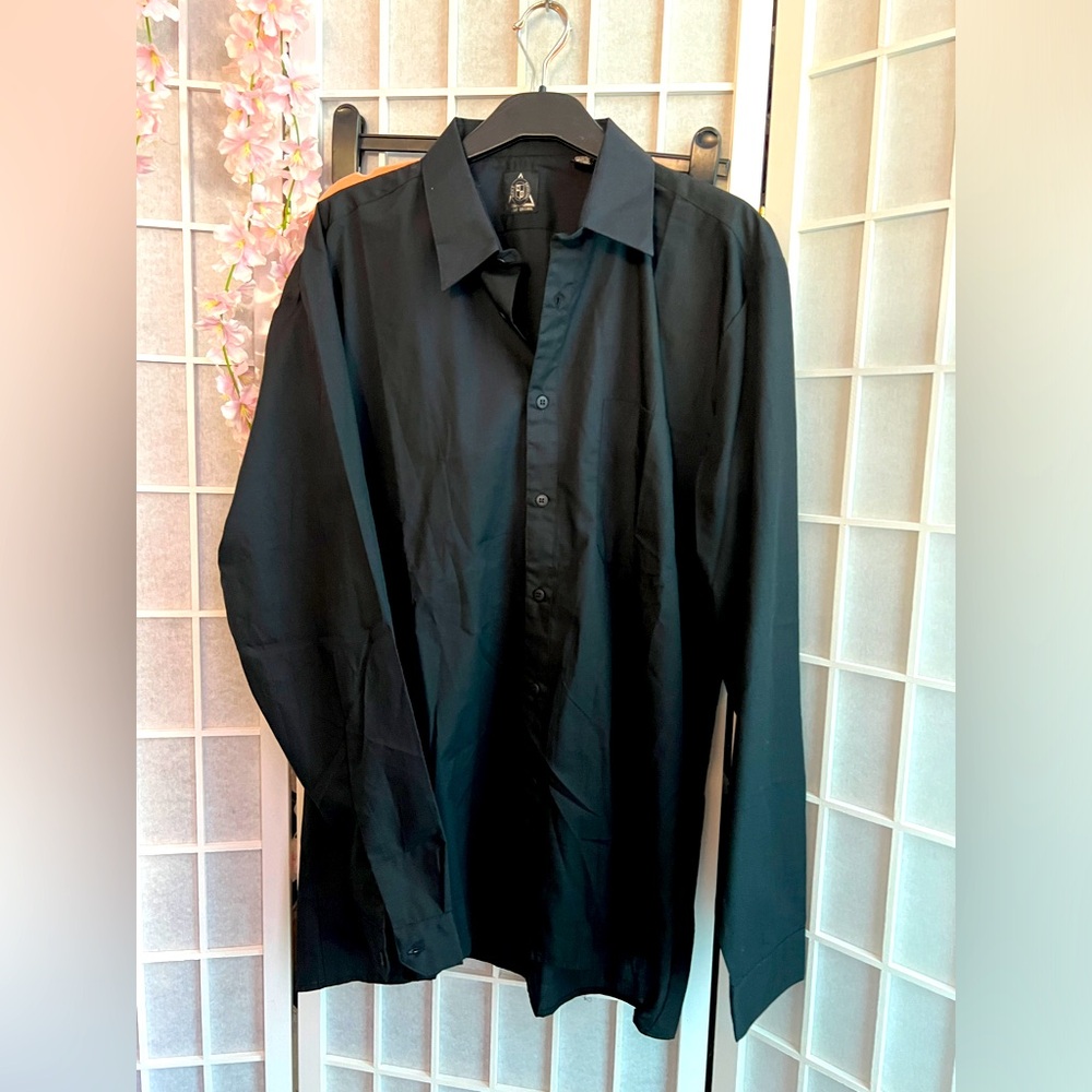NWOT Black collared bottom suit shirt